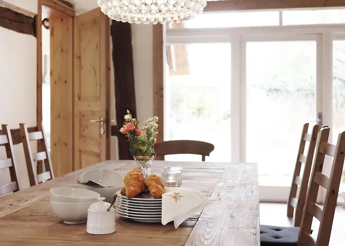 Kembser Cottage - Reetdachhaus Ferienhaus *