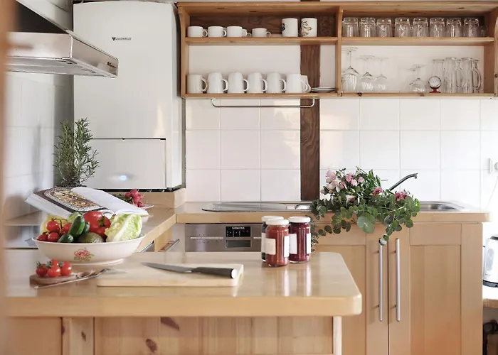 Kembser Cottage - Reetdachhaus Ferienhaus Behrensdorf