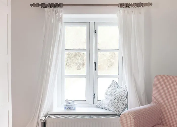 Kembser Cottage - Reetdachhaus Behrensdorf