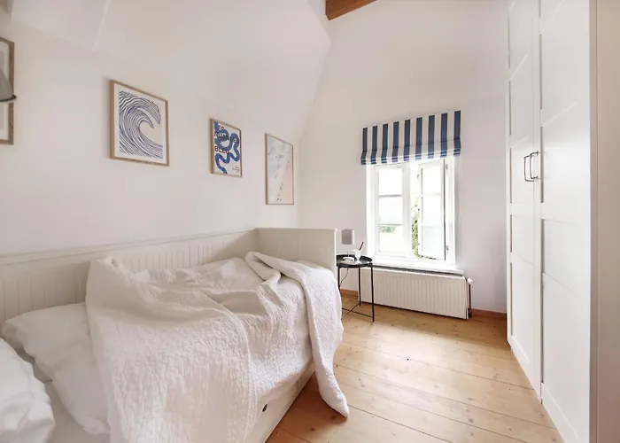 Kembser Cottage - Reetdachhaus Behrensdorf