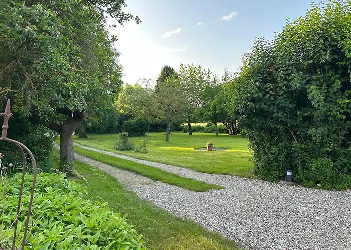 Kembser Cottage - Reetdachhaus Ferienhaus