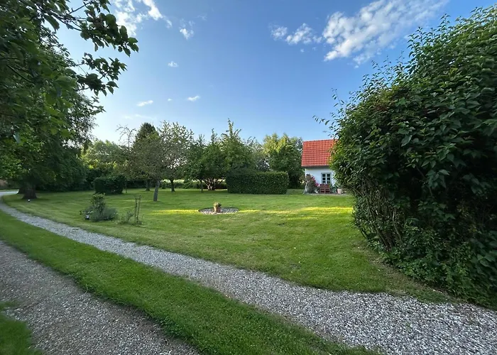 Kembser Cottage - Reetdachhaus Ferienhaus *