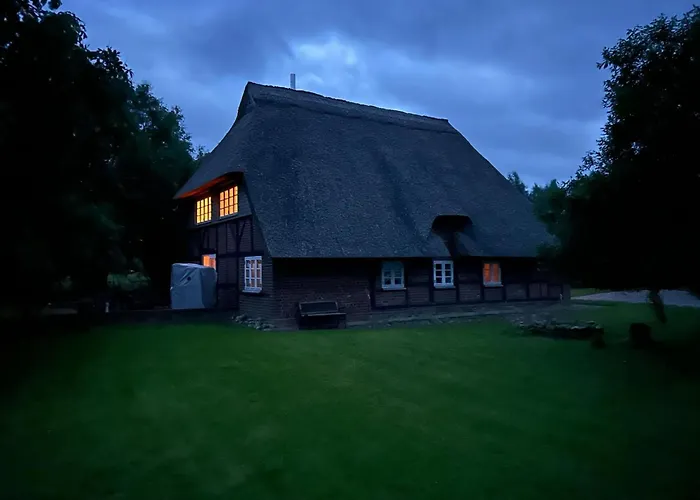 Kembser Cottage - Reetdachhaus Ferienhaus *